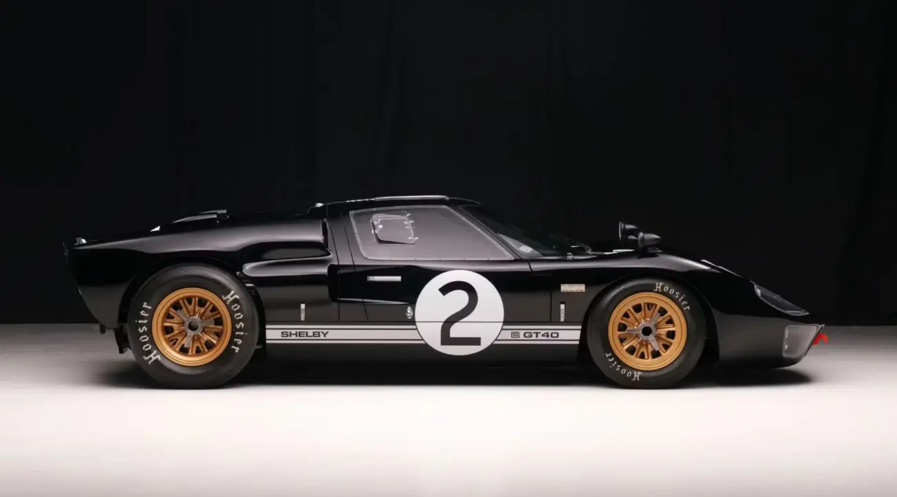 Ford GT40 phiên bản đặc biệt lên sàn đấu giá