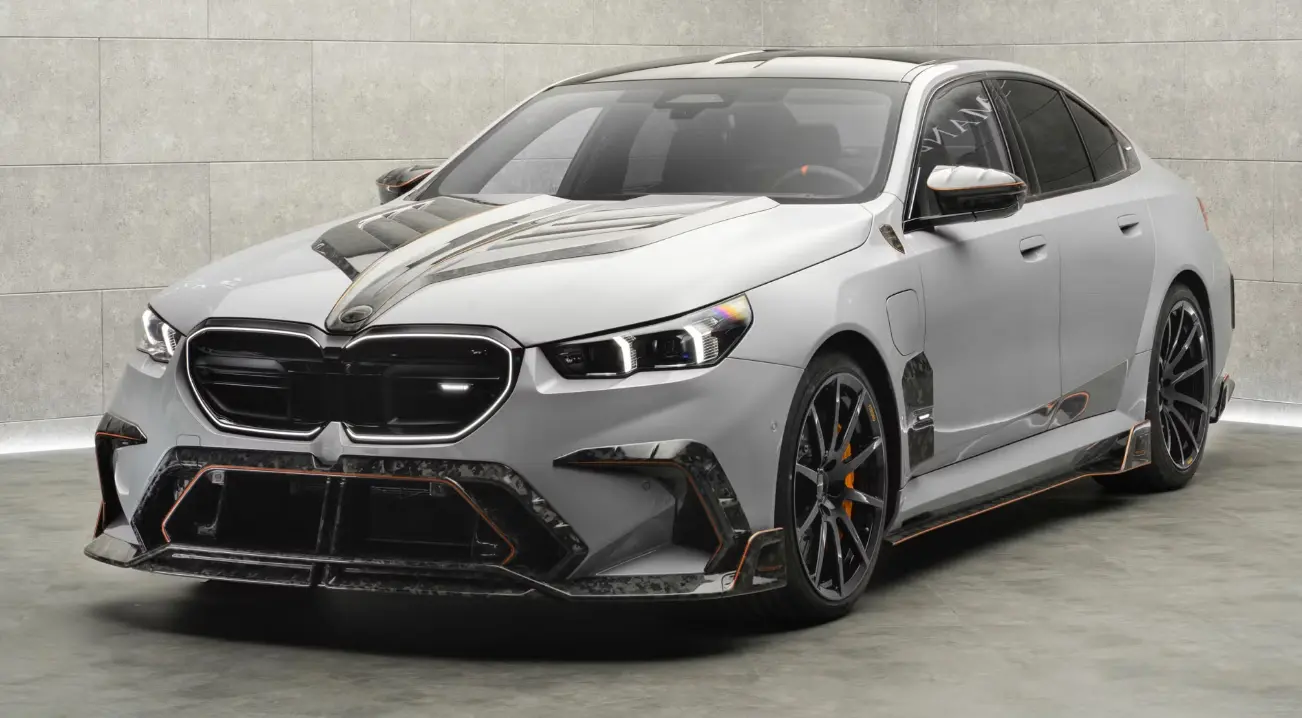 BMW M5 lột xác dưới bàn tay hãng độ