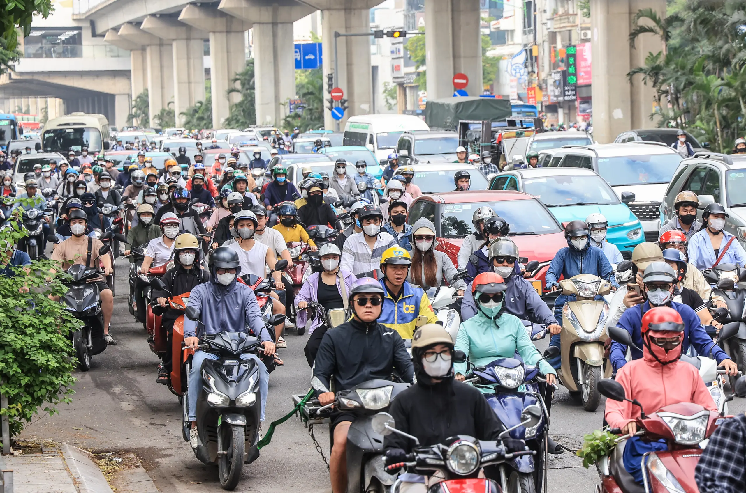Kiểm soát khí thải xe máy triển khai thế nào?