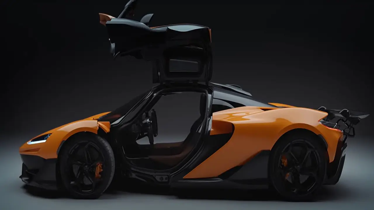 Tại sao ghế lái của McLaren W1 lại được cố định?
