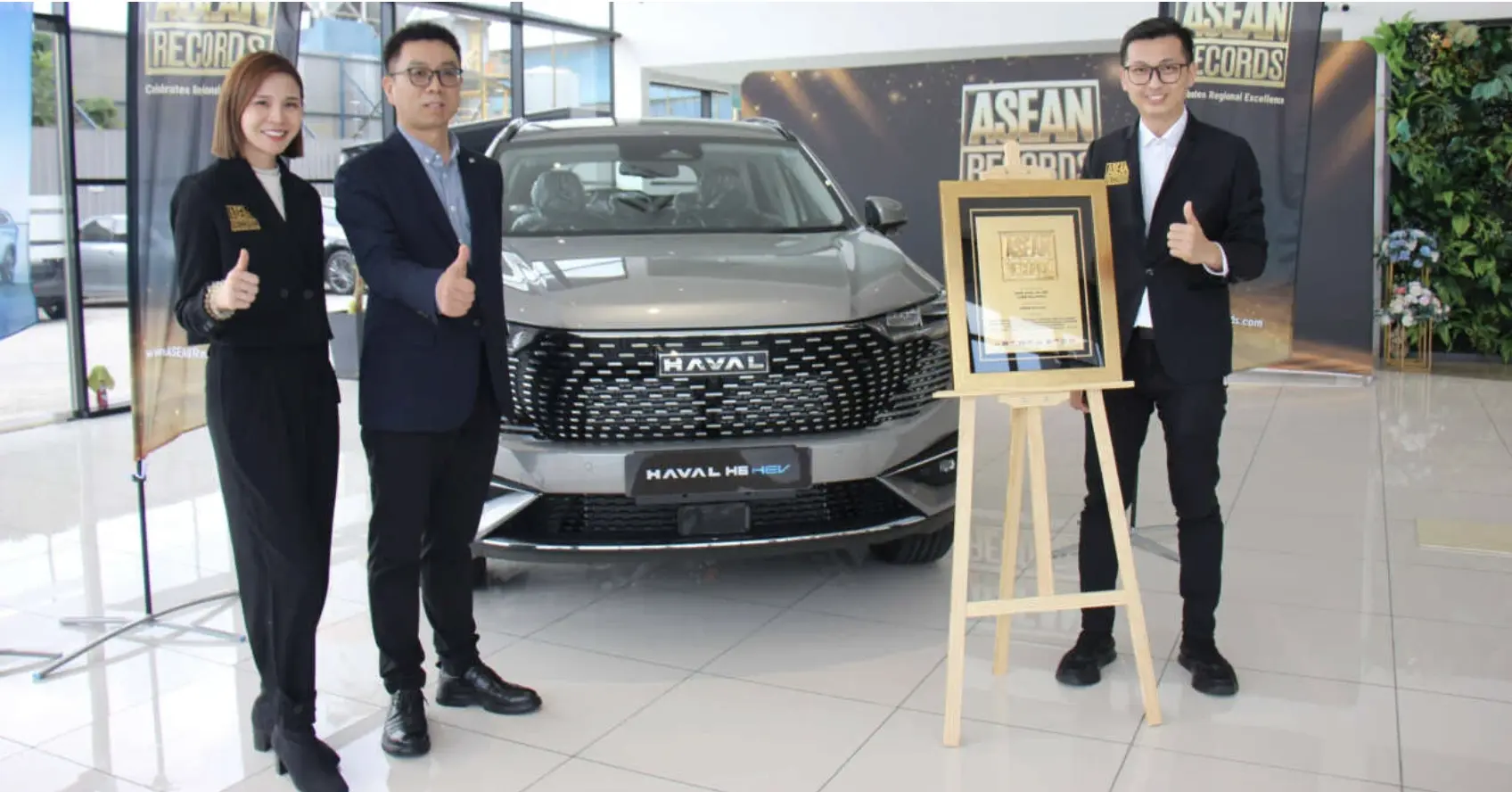 Xe xanh Trung Quốc khoe khả năng tiết kiệm năng lượng