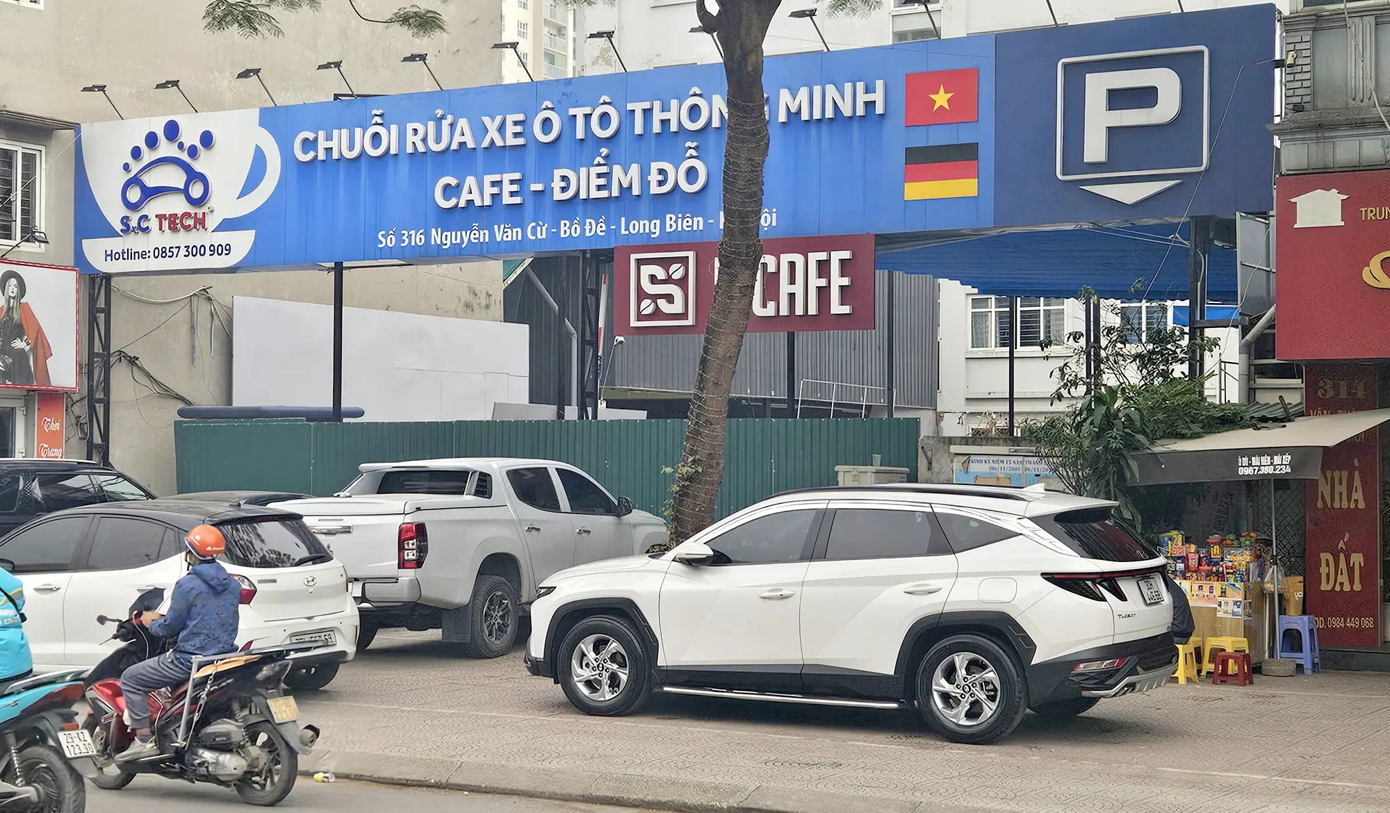 Vỡ mộng dịch vụ rửa xe tự động