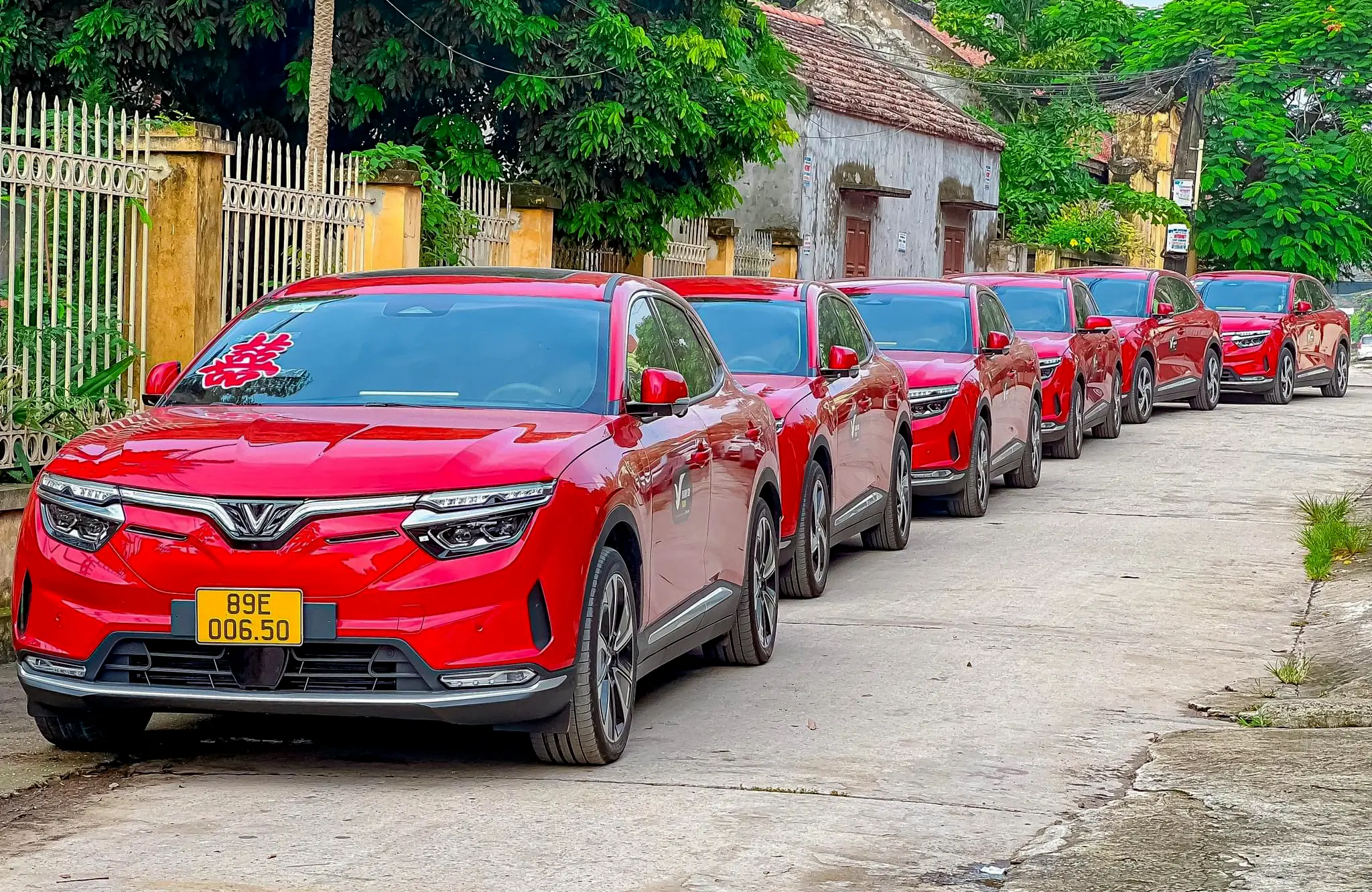 Xe điện thêm lợi thế cạnh tranh với xe xăng